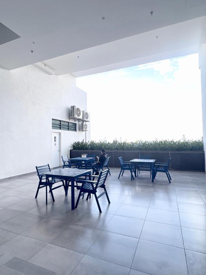 The Apple Residence & Suites Infinity Pool By Nestcove Malacca Екстериор снимка